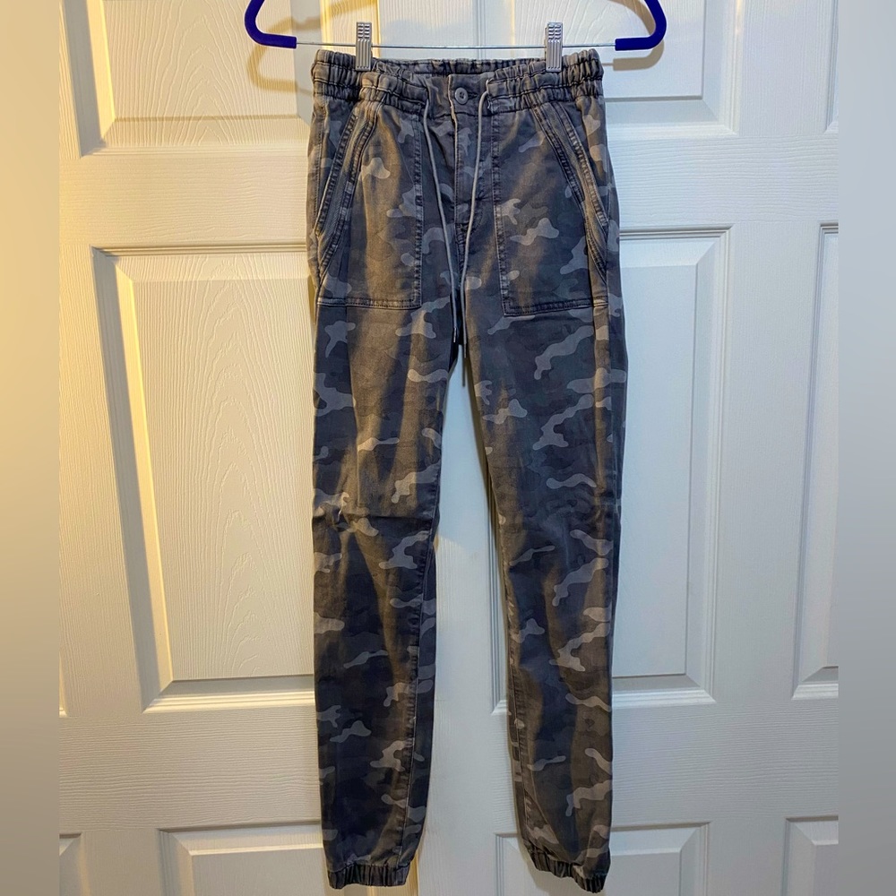 AE Next Level Stretch High Rose Camo Cargo